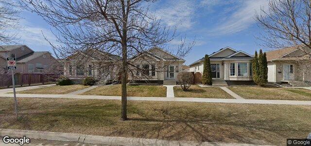 Photo of 756 Ashworth Street S in Winnipeg, Manitoba