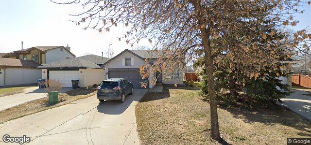 Larawan ng 8 Eastmount Drive sa Winnipeg, Manitoba