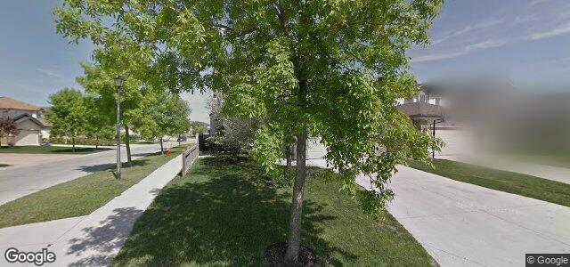 Larawan ng 82 Winterhaven Drive sa Winnipeg, Manitoba