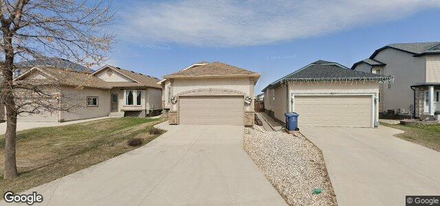 Larawan ng 83 Julia Road sa Winnipeg, Manitoba