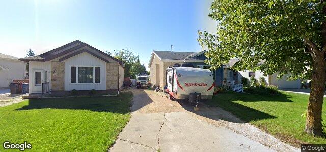 Larawan ng 84 Harlesden Drive sa Winnipeg, Manitoba