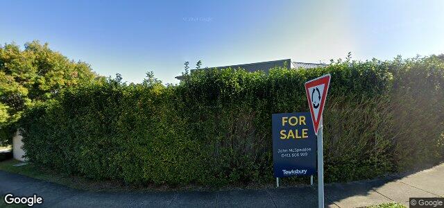 Larawan ng 90 Amersham Crescent sa Winnipeg, Manitoba