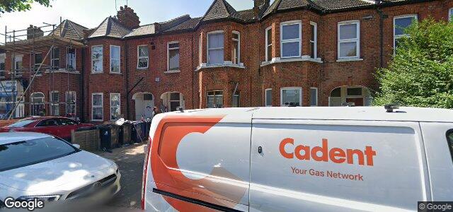 Larawan ng 90 Greenford Avenue sa Winnipeg, Manitoba