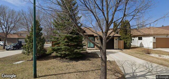 Larawan ng 90 Simon Drive sa Winnipeg, Manitoba