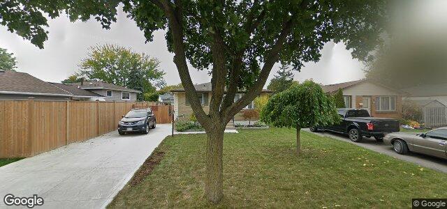 Larawan ng 99 Harding Crescent sa Winnipeg, Manitoba