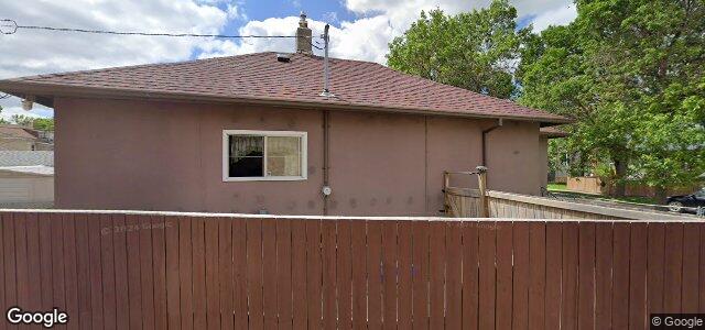 Larawan ng 1011 Banning Street sa Winnipeg, Manitoba