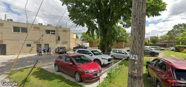 Larawan ng 1020 Banning Street sa Winnipeg, Manitoba