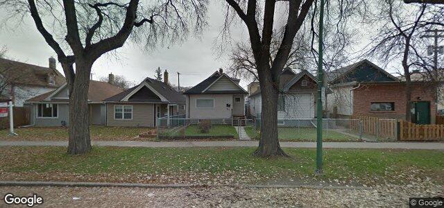Larawan ng 663 Alverstone Street sa Winnipeg, Manitoba