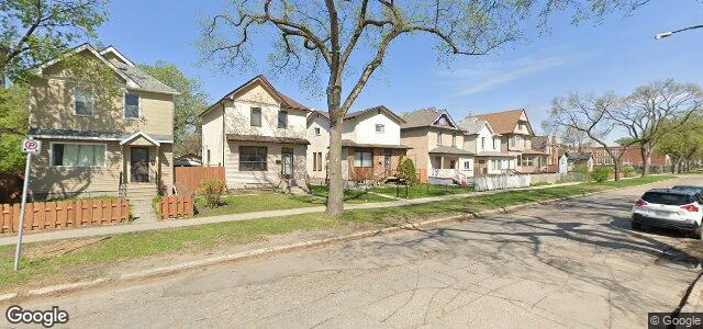 Larawan ng 668 Alverstone Street sa Winnipeg, Manitoba