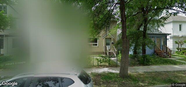 Larawan ng 670 Banning Street sa Winnipeg, Manitoba