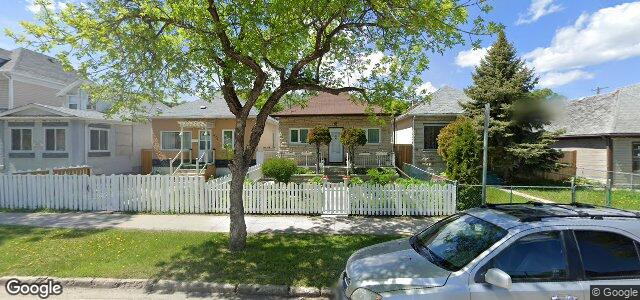 Larawan ng 672 Simcoe Street sa Winnipeg, Manitoba