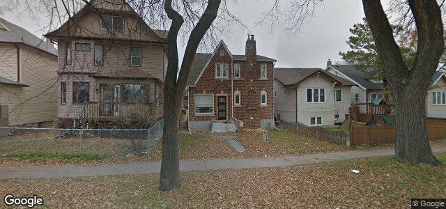 Larawan ng 676 Alverstone Street sa Winnipeg, Manitoba