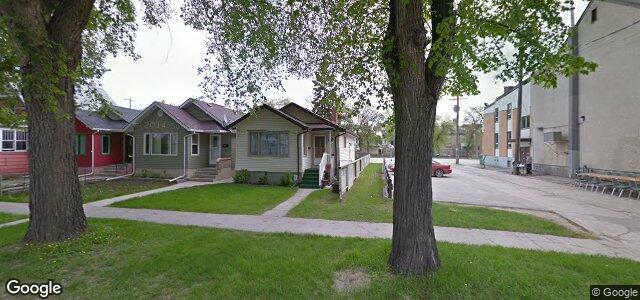 Larawan ng 677 Home Street sa Winnipeg, Manitoba