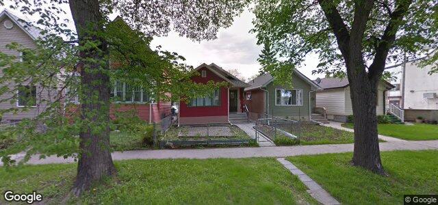 Larawan ng 681 Home Street sa Winnipeg, Manitoba