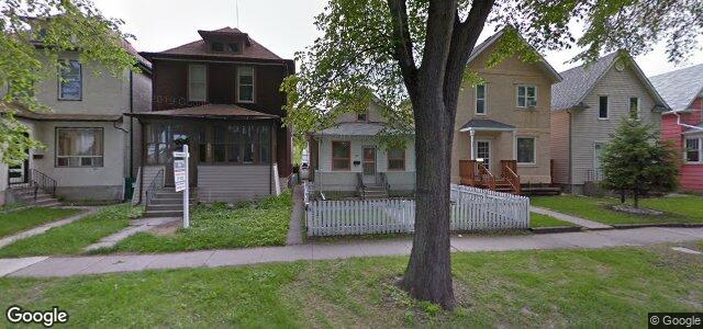 Larawan ng 689 Home Street sa Winnipeg, Manitoba