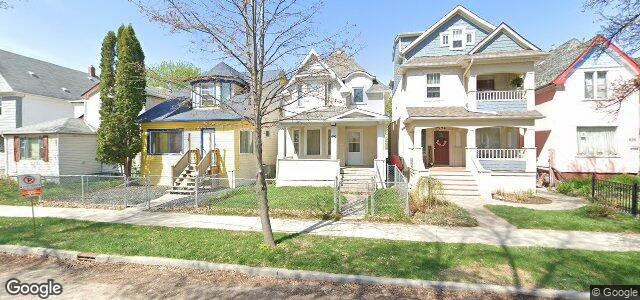 Larawan ng 692 Banning Street sa Winnipeg, Manitoba