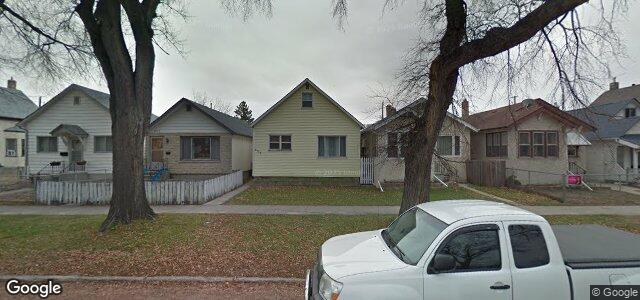 Larawan ng 693 Alverstone Street sa Winnipeg, Manitoba