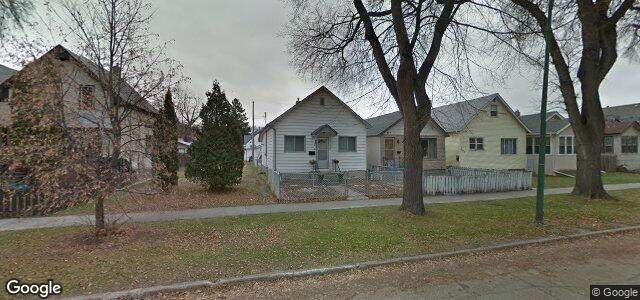 Larawan ng 697 Alverstone Street sa Winnipeg, Manitoba