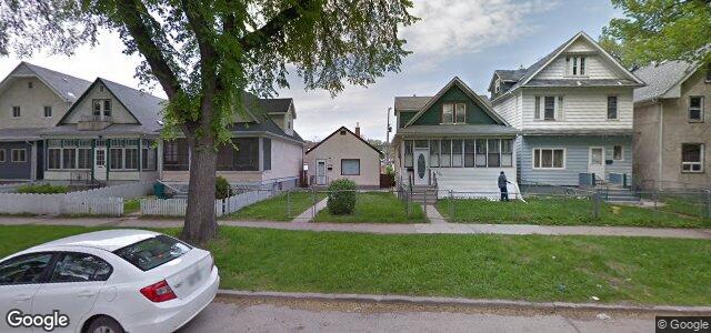 Larawan ng 698 Home Street sa Winnipeg, Manitoba