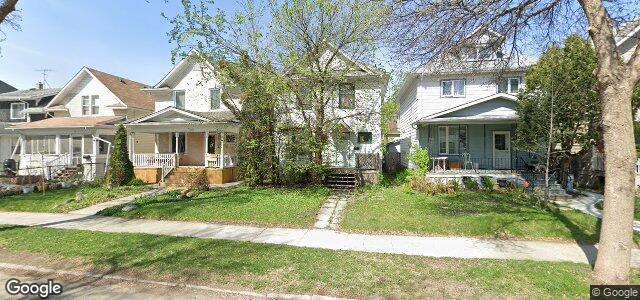 Larawan ng 708 Banning Street sa Winnipeg, Manitoba