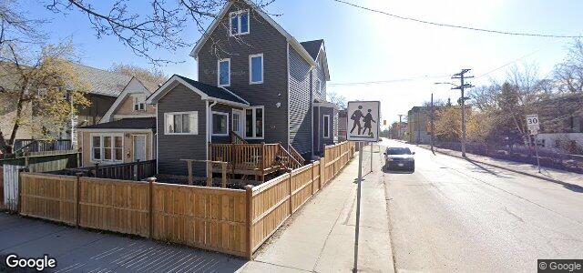 Photo of 709 Simcoe Street in Winnipeg, Manitoba