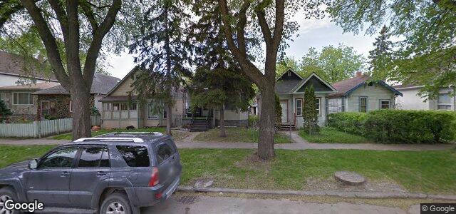 Larawan ng 718 Home Street sa Winnipeg, Manitoba