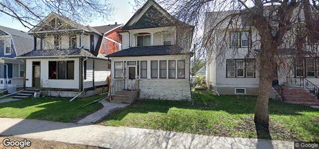 Larawan ng 737 Banning Street sa Winnipeg, Manitoba