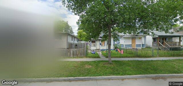 Larawan ng 738 Toronto Street sa Winnipeg, Manitoba