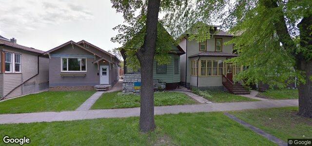 Larawan ng 739 Home Street sa Winnipeg, Manitoba