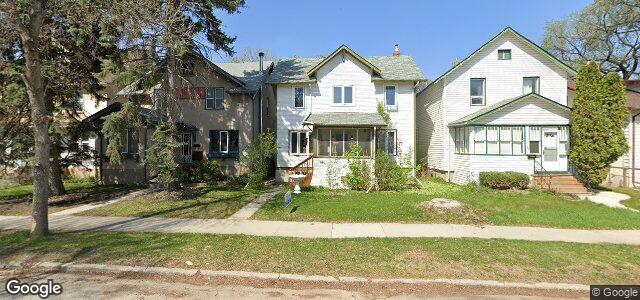 Larawan ng 740 Banning Street sa Winnipeg, Manitoba