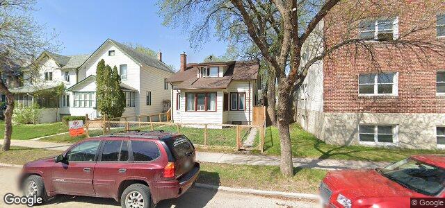 Larawan ng 744 Banning Street sa Winnipeg, Manitoba
