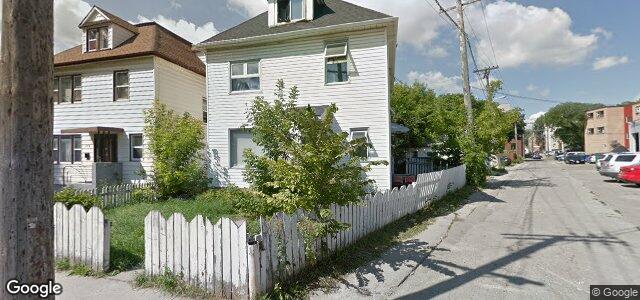 Larawan ng 808 Simcoe Street sa Winnipeg, Manitoba