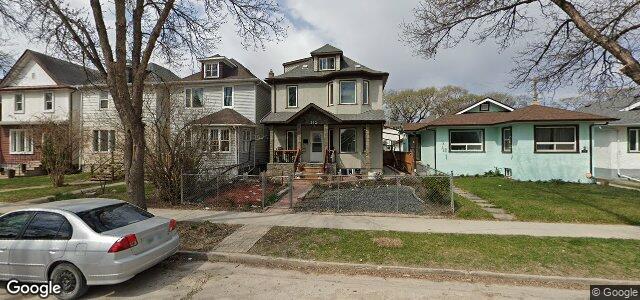 Larawan ng 812 Banning Street sa Winnipeg, Manitoba