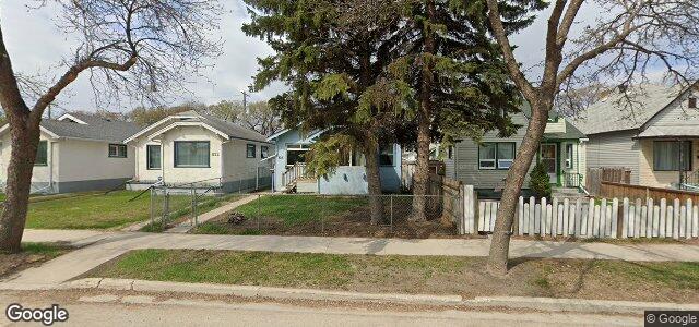 Larawan ng 826 Banning Street sa Winnipeg, Manitoba