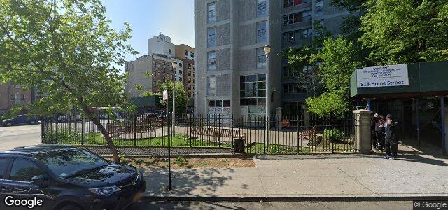 Larawan ng 826 Home Street sa Winnipeg, Manitoba