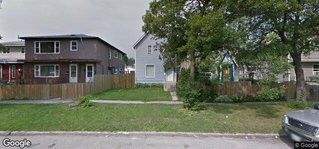 Larawan ng 842 Burnell Street sa Winnipeg, Manitoba