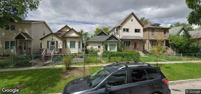 Photo of 842 Home Street in Winnipeg, Manitoba