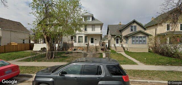 Photo of 854 Banning Street in Winnipeg, Manitoba