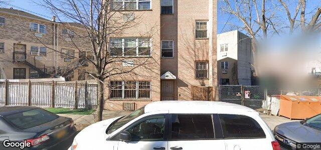 Larawan ng 881 Home Street sa Winnipeg, Manitoba