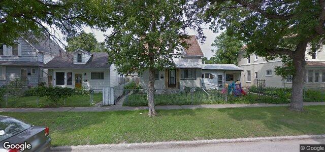 884 Burnell Street（加拿大曼尼托巴省温尼伯市）房屋照片