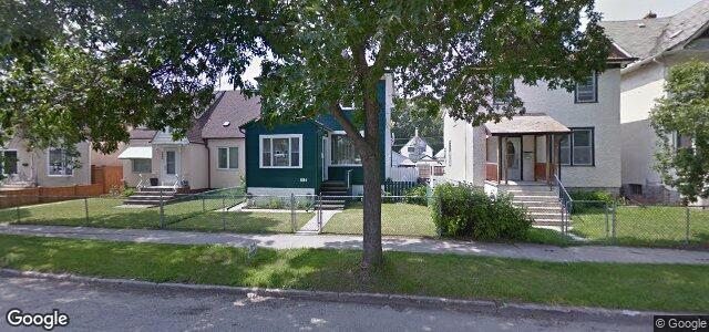 Larawan ng 894 Banning Street sa Winnipeg, Manitoba
