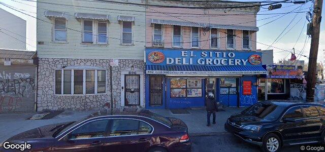 Larawan ng 894 Home Street sa Winnipeg, Manitoba