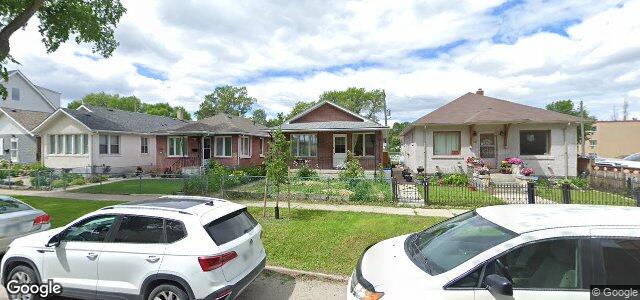 Larawan ng 898 Alverstone Street sa Winnipeg, Manitoba