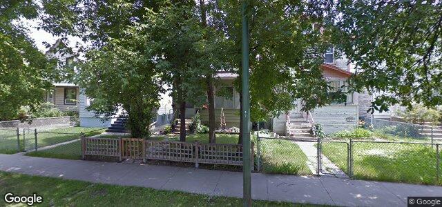 Photo of 919 Banning Street in Winnipeg, Manitoba