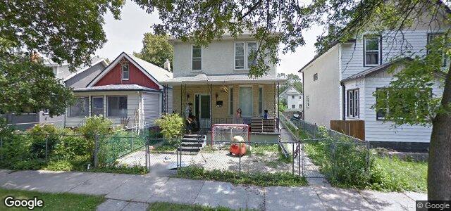 Photo of 973 Banning Street in Winnipeg, Manitoba