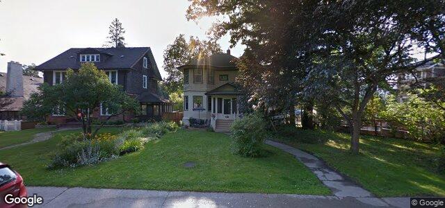 Larawan ng 201 Overdale Street sa Winnipeg, Manitoba