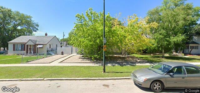 Larawan ng 204 Duffield Street sa Winnipeg, Manitoba