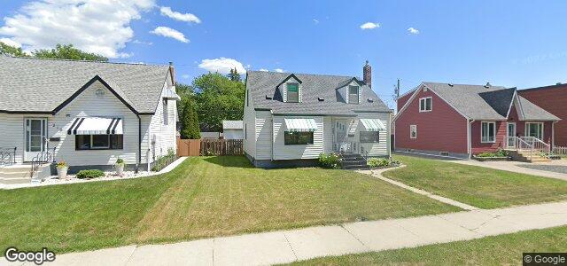 Larawan ng 215 Woodlawn Street sa Winnipeg, Manitoba