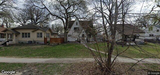 Larawan ng 221 Winchester Street sa Winnipeg, Manitoba