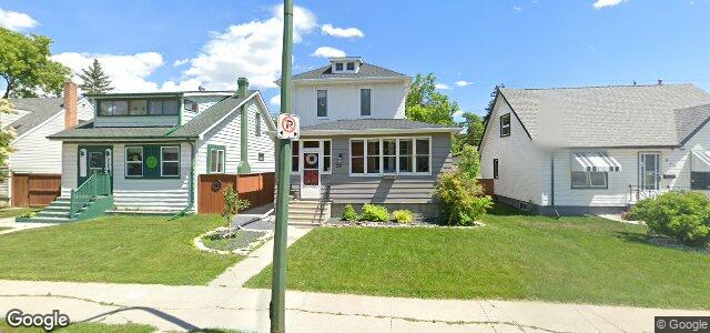 Larawan ng 221 Woodlawn Street sa Winnipeg, Manitoba